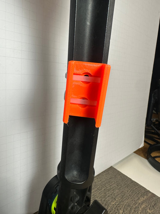 Rail/Surface mounting clip